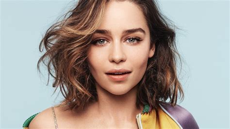 emilia clarke sexy pic|Emilia Clarke Wallpapers